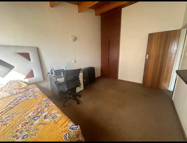 3 BEDROOM APARTMENT FOR SALE IN SCOTTSVILLE